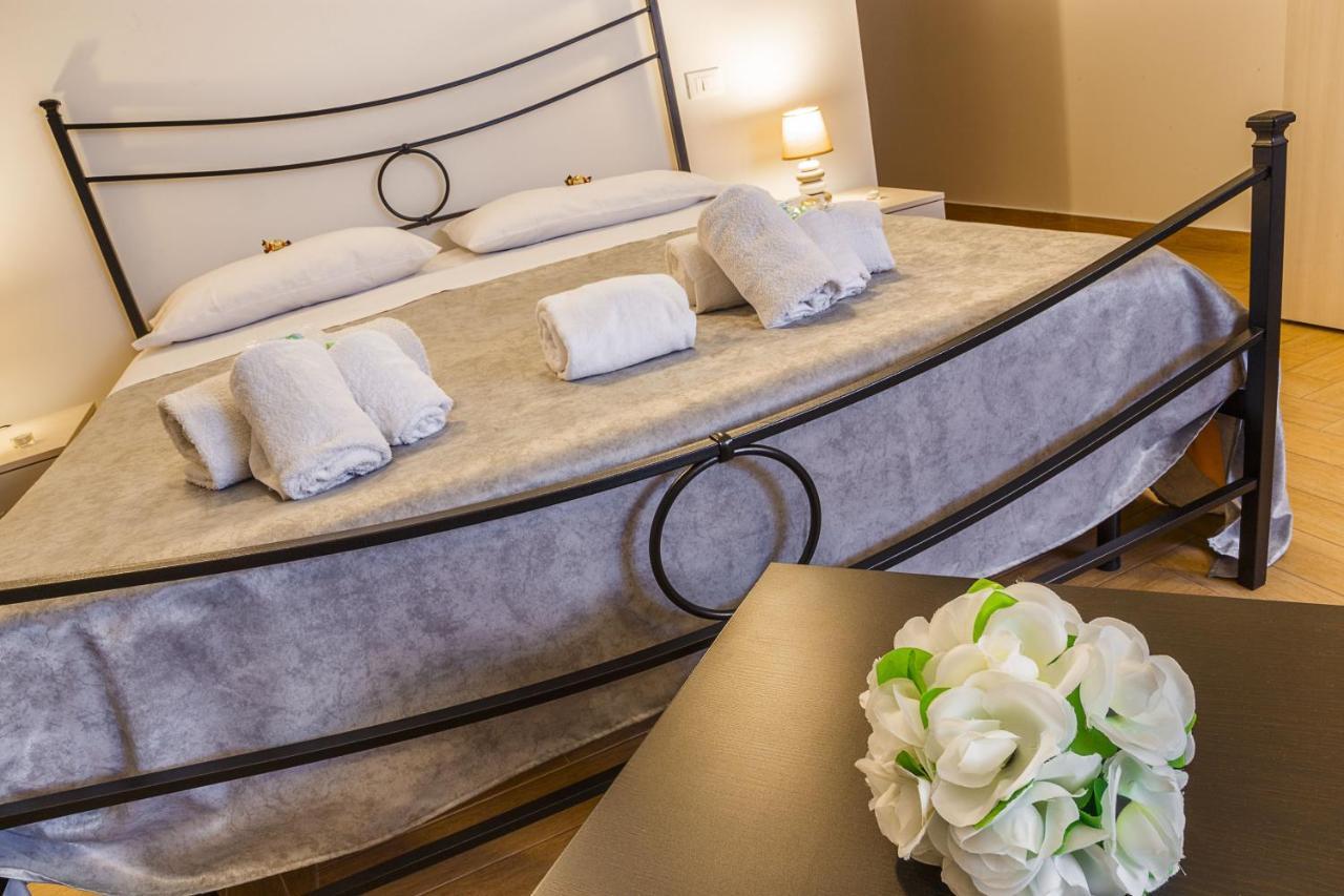 Sicily In Love 2 - Rooms & Breakfast Таормина Экстерьер фото